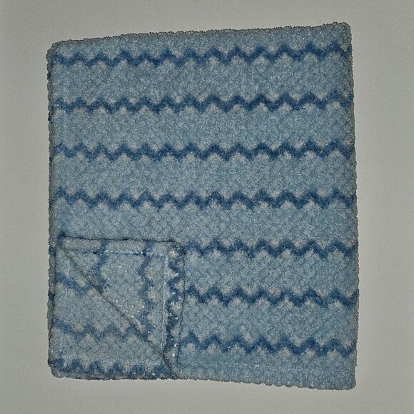 Little Beginnings Fleece Baby Blanket Blue White Chevron Stripe Waffle Weave - Picture 1 of 6